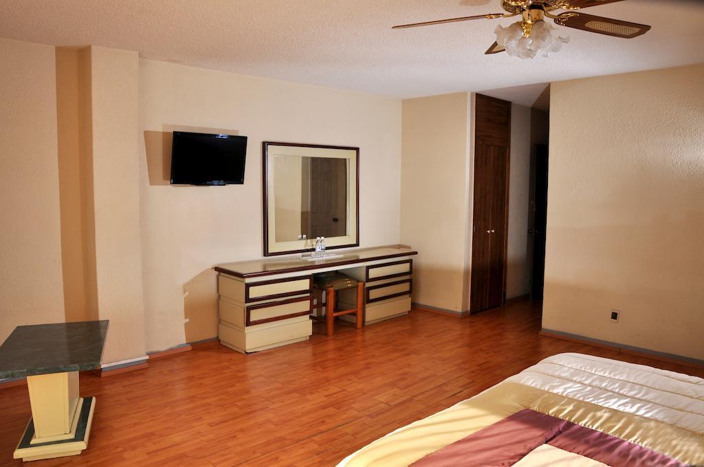 Hotel El Monte Salamanca Pokój zdjęcie