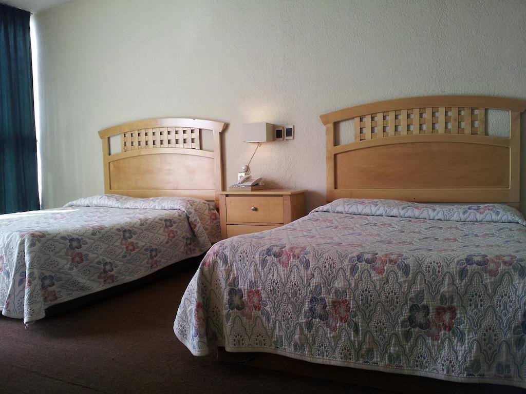 Hotel El Monte Salamanca Pokój zdjęcie