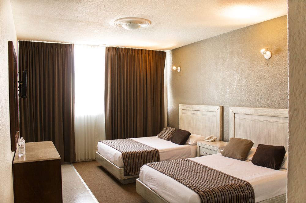 Hotel El Monte Salamanca Zewnętrze zdjęcie