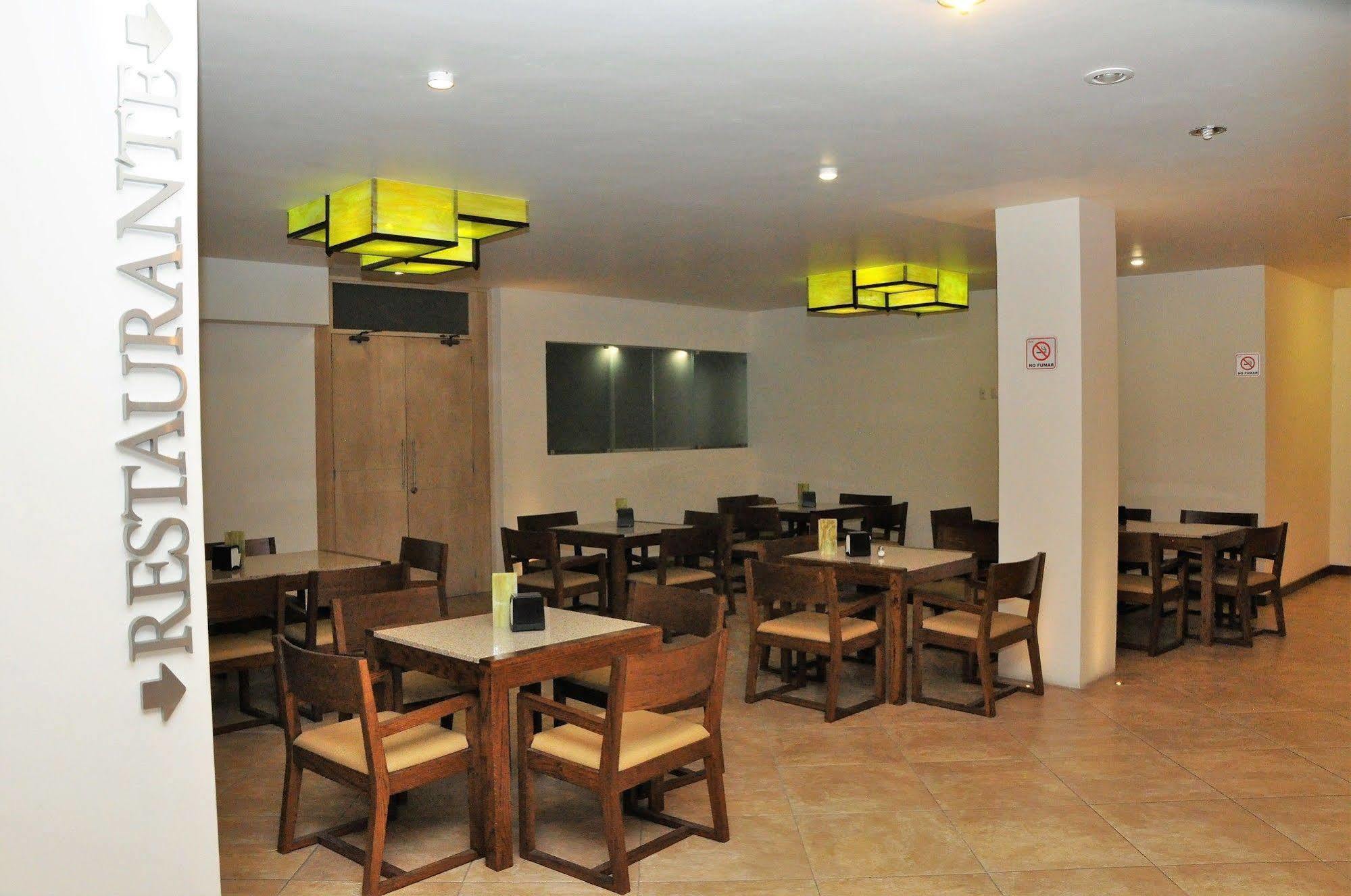 Hotel El Monte Salamanca Zewnętrze zdjęcie
