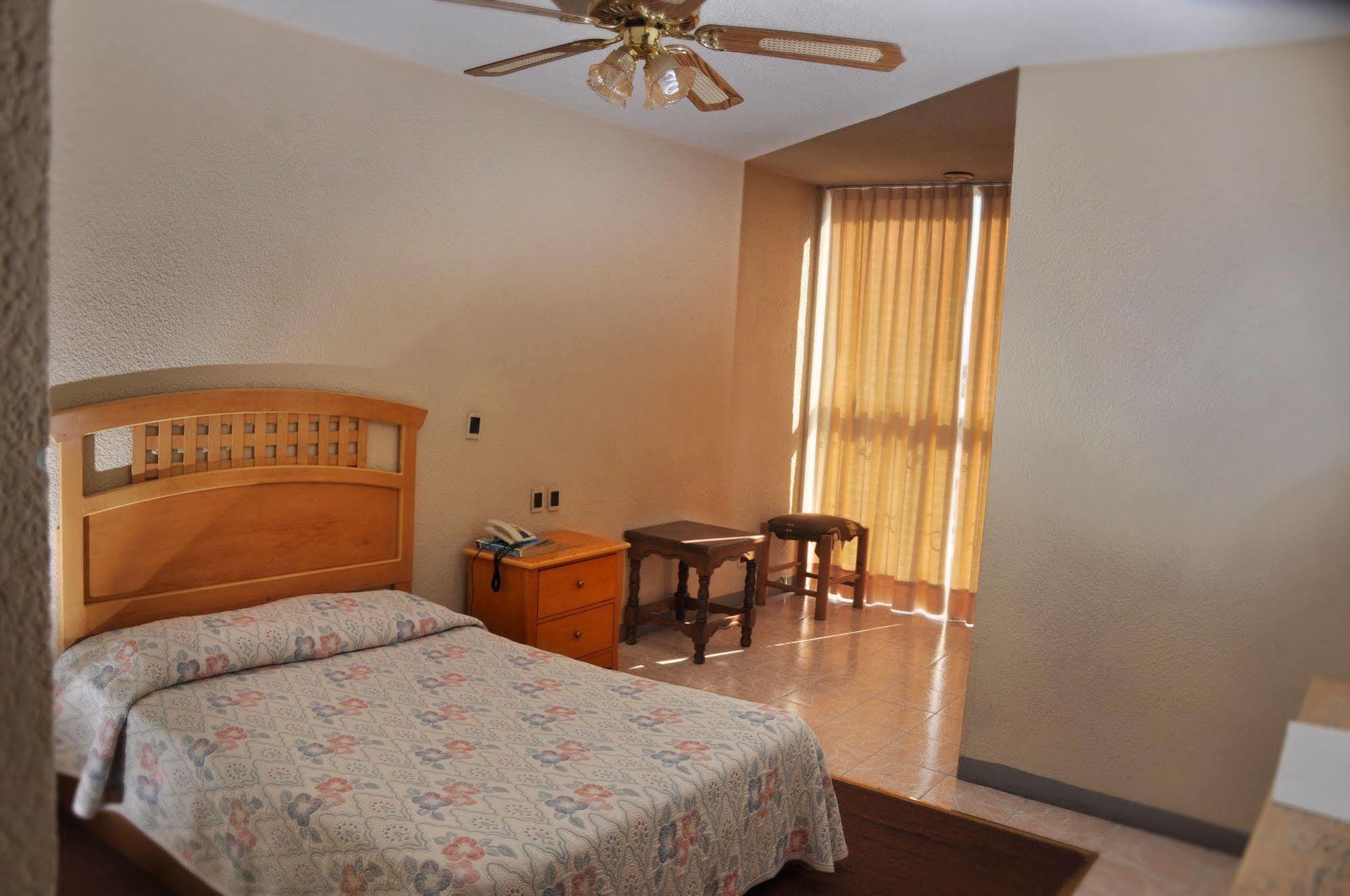 Hotel El Monte Salamanca Zewnętrze zdjęcie